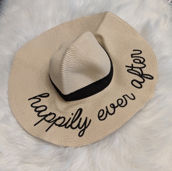 NEW Mudpie Happily Ever After Sunhat - Picture 2 of 4